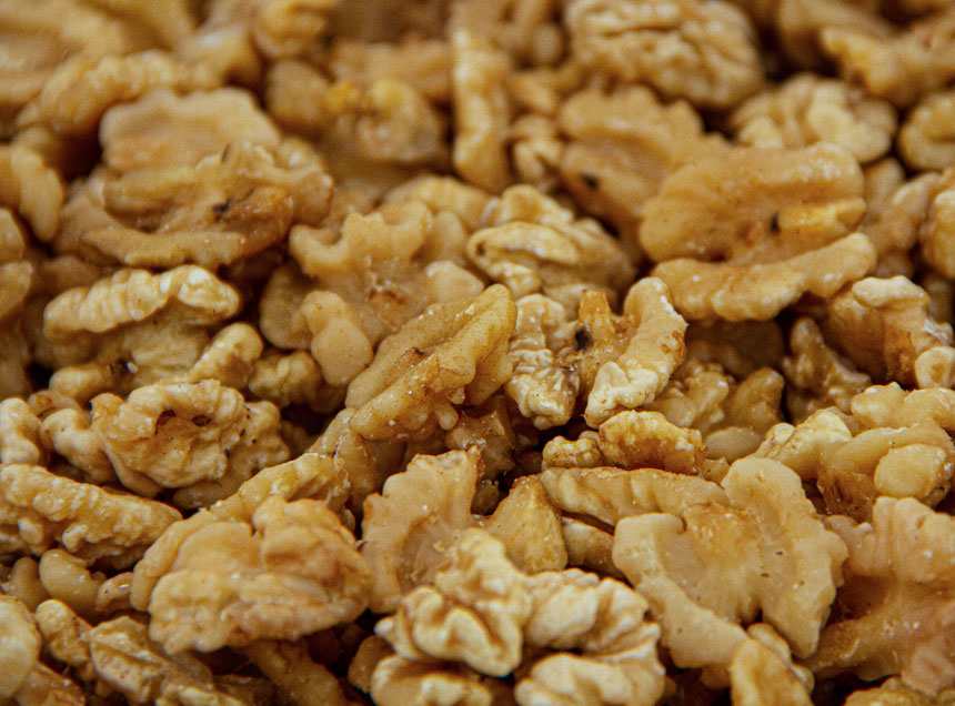 Walnut Kernels